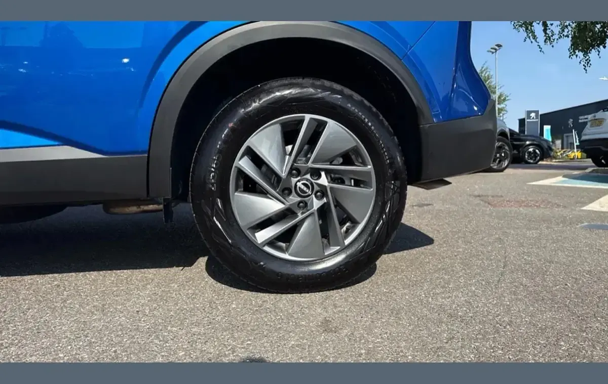 New Nissan Qashqai Acenta Premium 187 HP (137 kW) 2026 Blue SUV