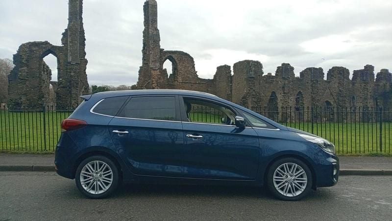 Used Kia Carens 139 HP (102 kW) 2018 Blue MPV