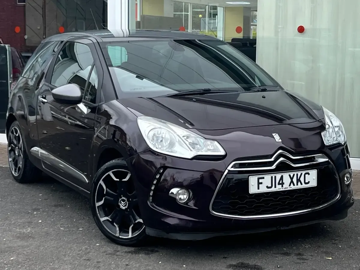 Used Citroën DS3 2014 Mauvepurple Hatchback