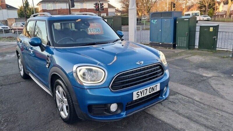 Blue Used 2017 Mini Cooper Countryman SUV | £9,995 (Fair price) - Image 1/4