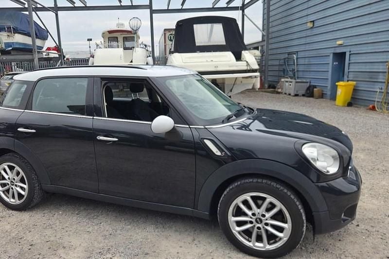 Black Used 2014 Mini Cooper S Countryman SUV | £5,749 (Fair price) - Image 1/1