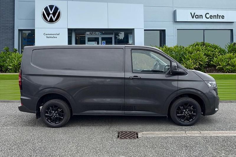 Ny VW Transporter Pro 148 HK (108 kW) 2026 Grå Van