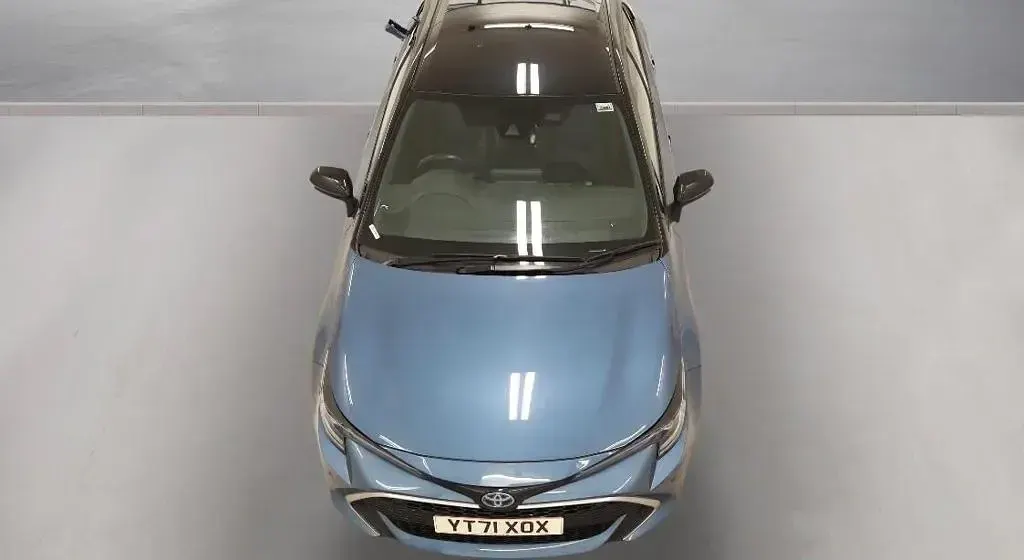 Used Toyota Corolla 184 HP (135 kW) 2021 Blue Hatchback