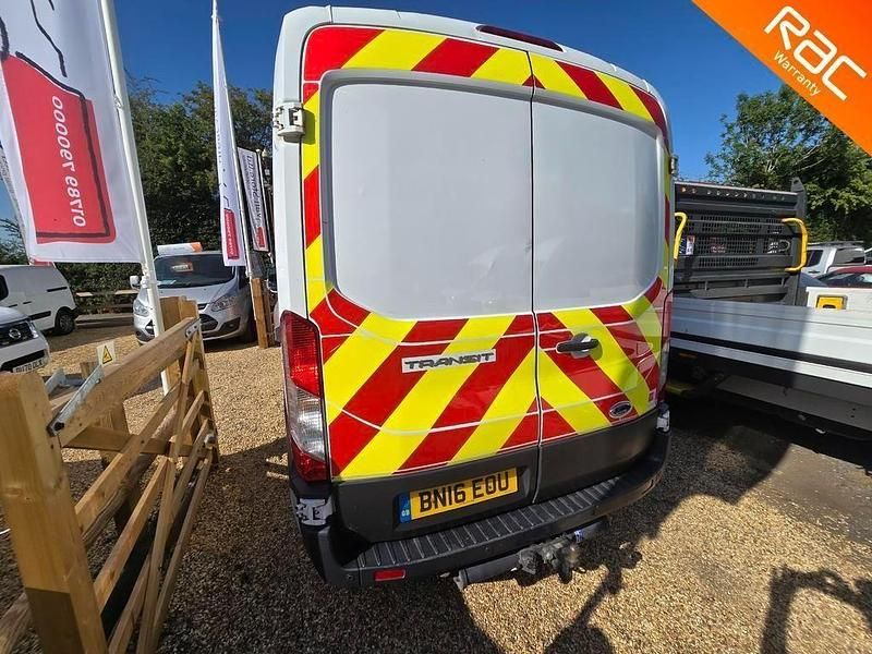 Used Ford Transit 125 HP (91 kW) 2016 White Van