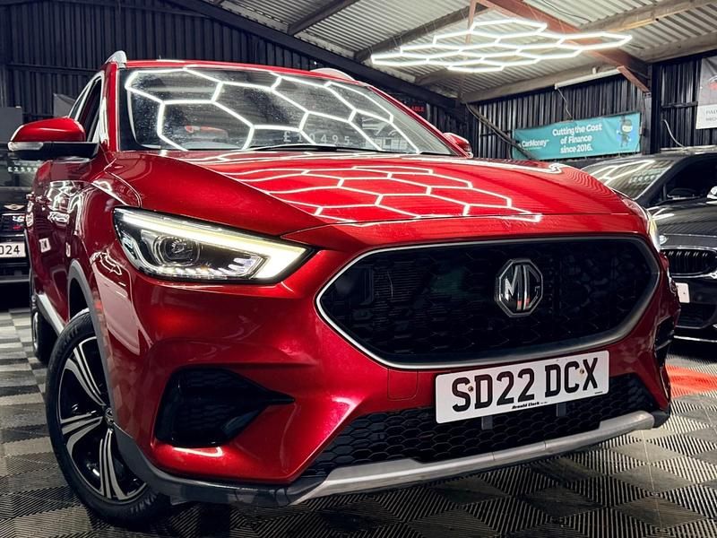 Used MG ZS Excite 106 HP (77 kW) 2022 Red SUV