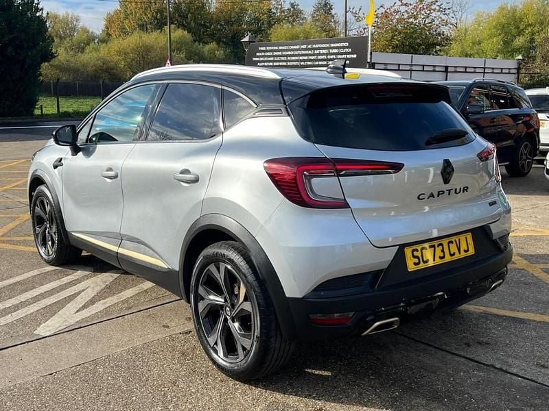 Used Renault Captur Engineered 2024 Grey/black SUV