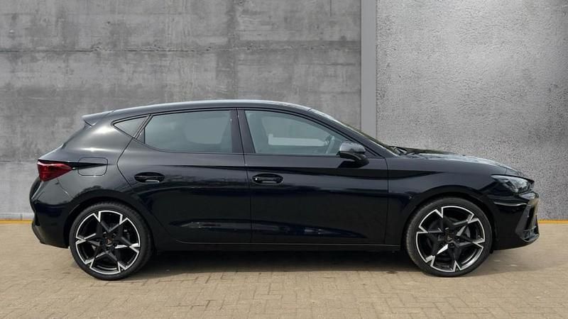 Used Cupra Leon 150 HP (110 kW) 2025 Black