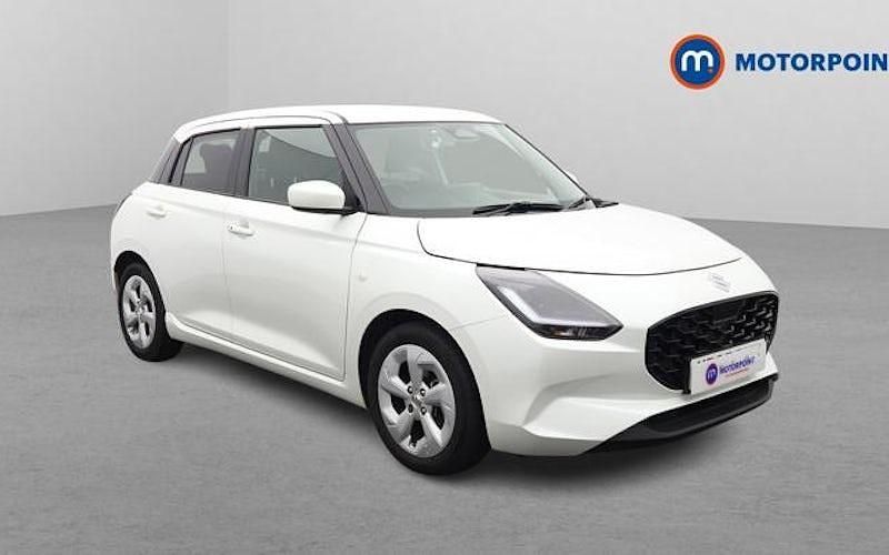 Used Suzuki Swift 82 HP (60 kW) 2025 White Hatchback