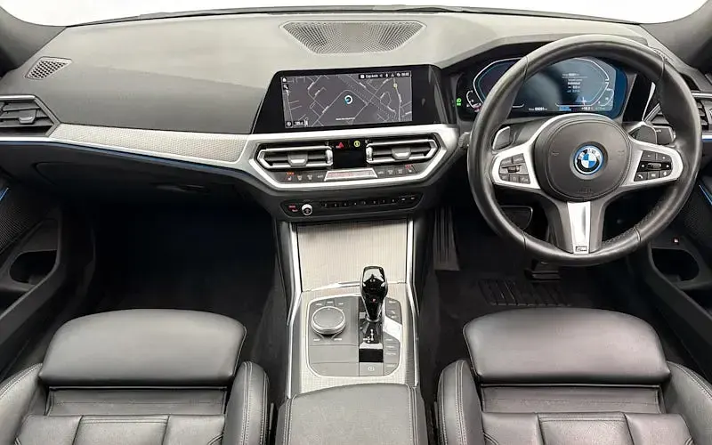 Used BMW 330e M Sport 292 HP (214 kW) 2022 White Sedan
