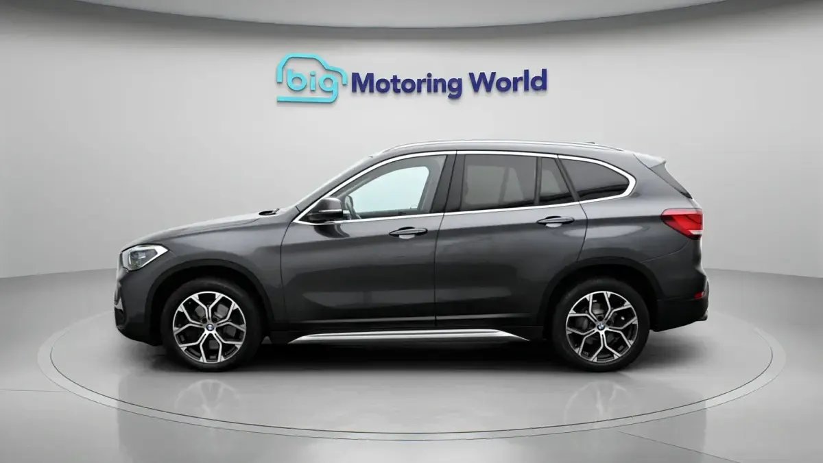Usado BMW X1 xLine 192 CV (141 kW) 2020 Gris SUV