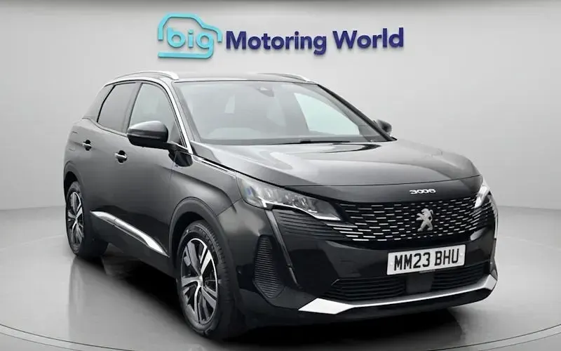 Used Peugeot 3008 Allure+ 300 HP (220 kW) 2023 SUV