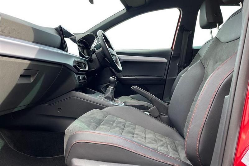 Used Seat Ibiza FR Sport 115 HP (84 kW) 2024 Red Hatchback