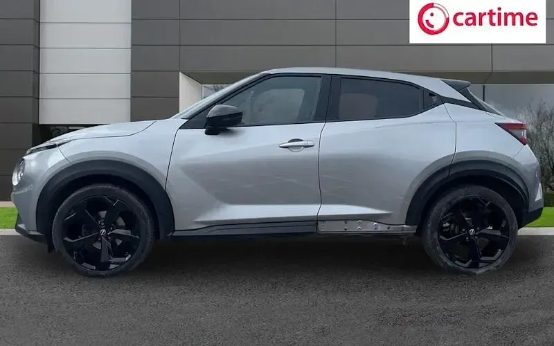 Used Nissan Juke S 114 HP (83 kW) 2023 Silver SUV