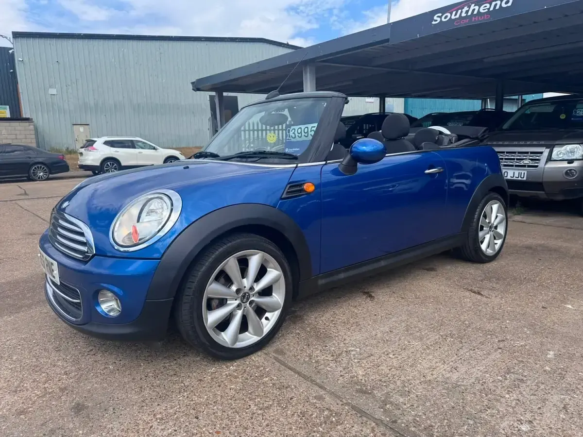 Used Mini Cooper Cabriolet 122 HP (89 kW) 2011 Blue Cabriolet