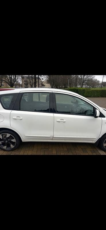 Used Nissan Note Acenta 2012 White Hatchback