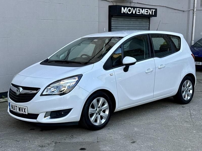 Second-hand Vauxhall Meriva 2017 Alb Monovolum