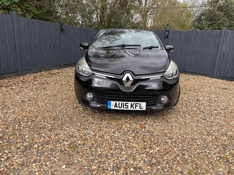 Used Renault Clio IV Dynamique 90 HP (66 kW) 2015 Black Hatchback