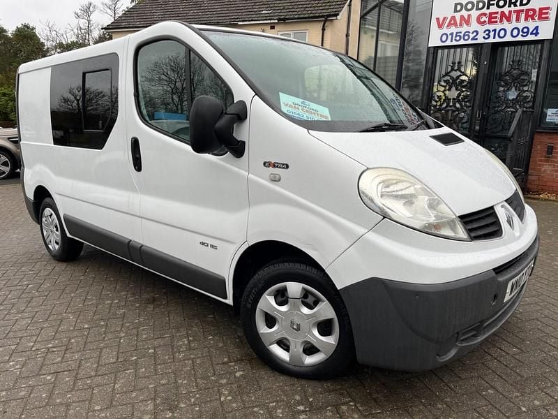 Used Renault Trafic 115 HP (84 kW) 2010 White MPV