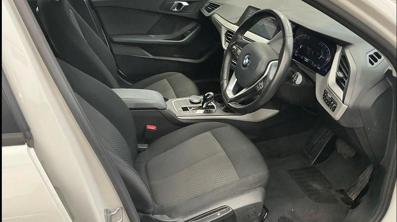 Used BMW 116 Comfort Edition 2022 White Hatchback