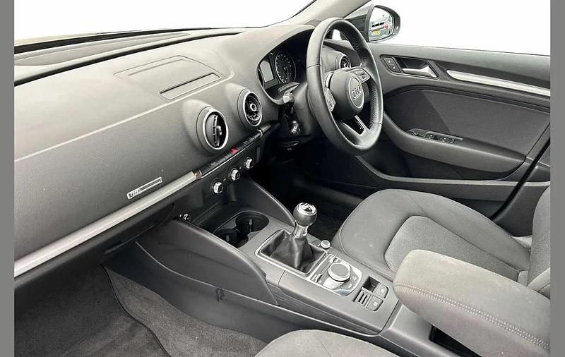 Used Audi A3 Design 113 HP (83 kW) 2019 Black Sedan