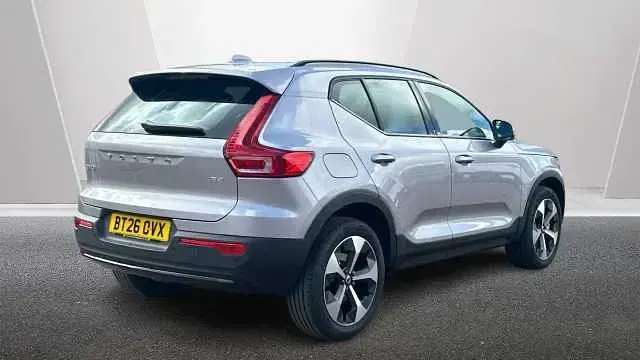 New Volvo XC40 Plus 194 HP (142 kW) 2026 Silver SUV