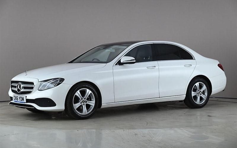 Begagnad Mercedes E220 Premium 194 HK (142 kW) 2019 Sedan