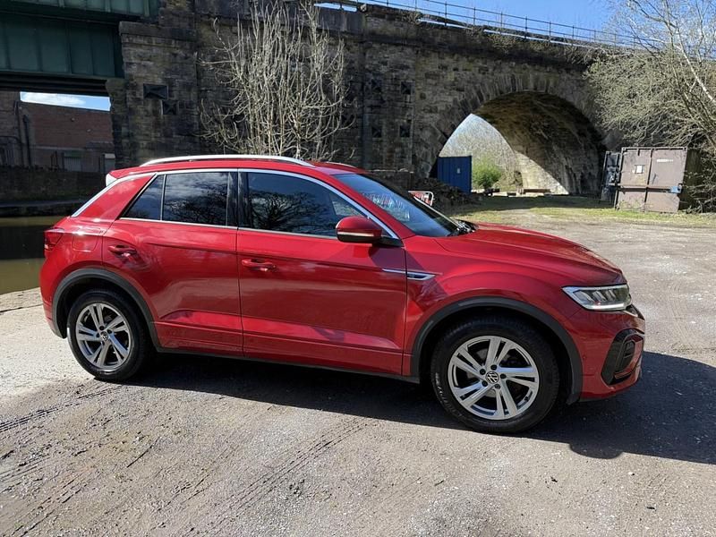 Used VW T-Roc R-line 150 HP (110 kW) 2022 Red SUV