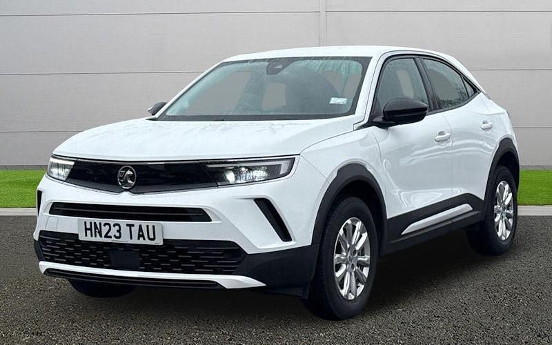 Used Vauxhall Mokka Design Edition 101 HP (74 kW) 2023 White SUV