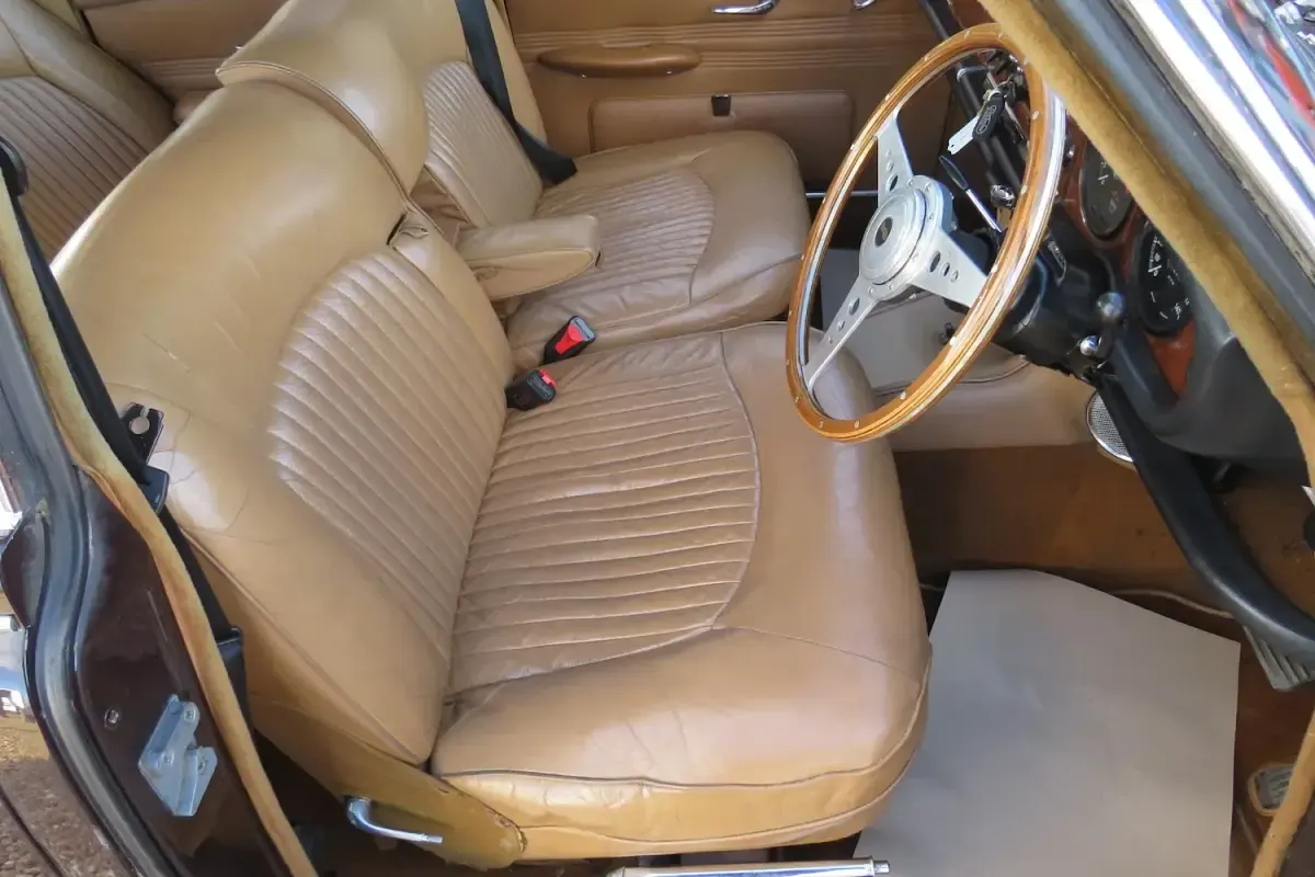 Used Daimler Sovereign 1969 Brown Sedan