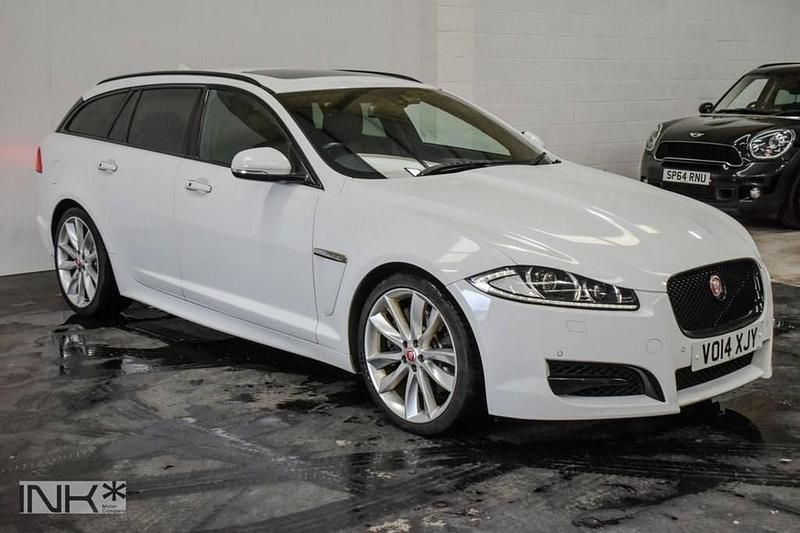 Used Jaguar XF Sportbrake Portfolio 275 HP (202 kW) 2014 White Estate