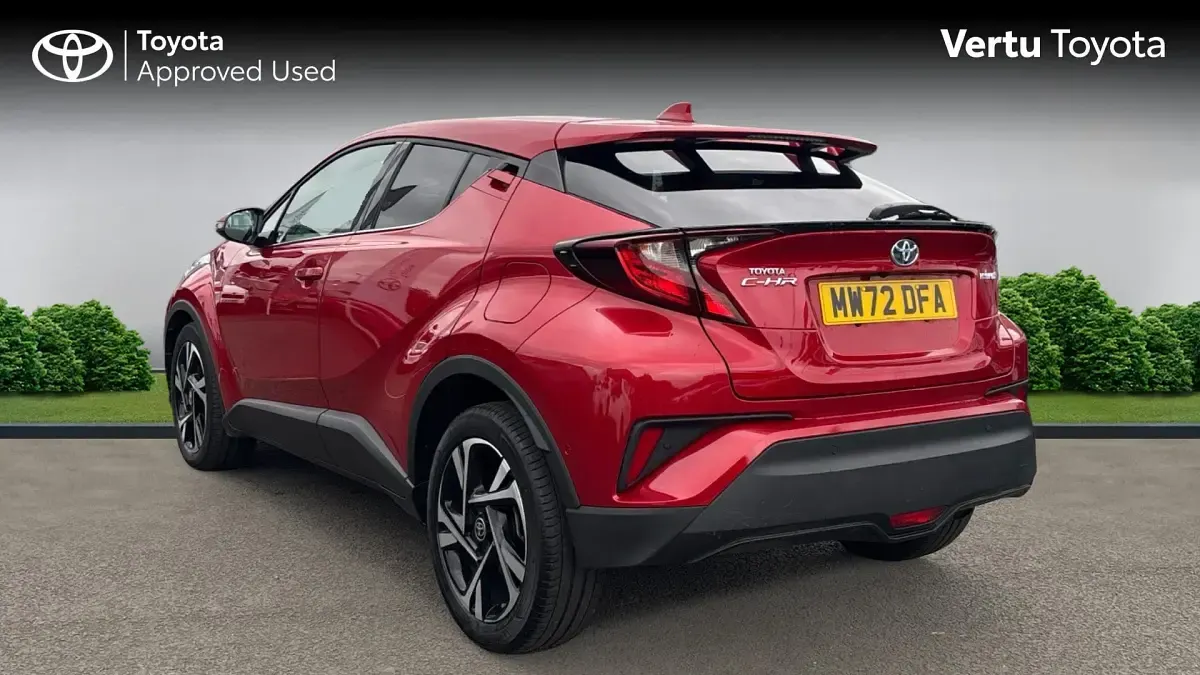 Used Toyota C-HR Design 122 HP (89 kW) 2022 Scarlet flare (pearlescent paint) SUV