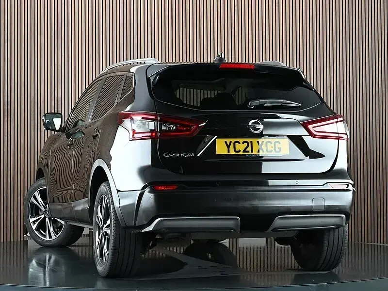 Used Nissan Qashqai N-Connecta 160 HP (117 kW) 2021 Black SUV
