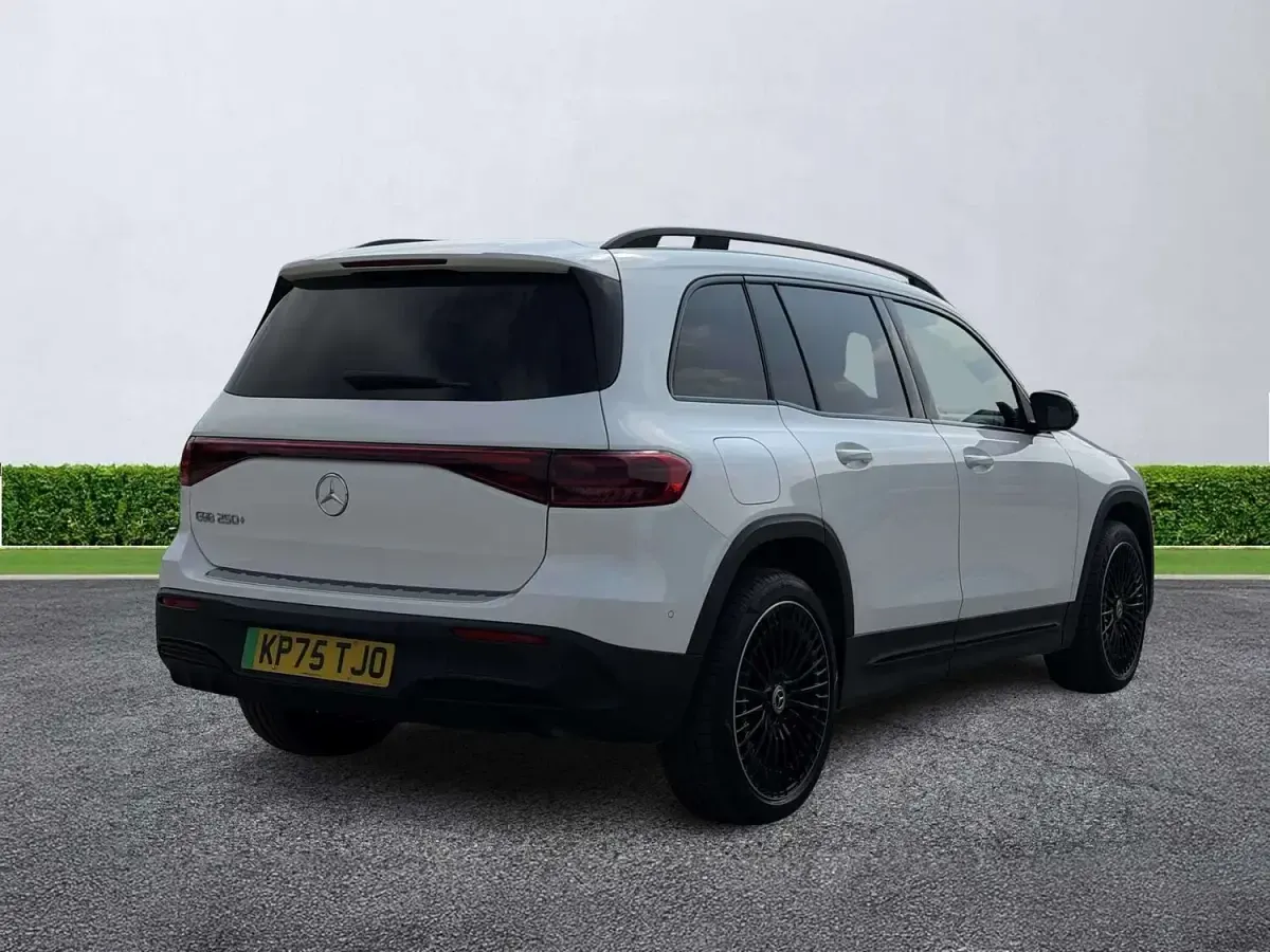 Used Mercedes EQB250+ Urban 139 kW (190 HP) 2025 White SUV