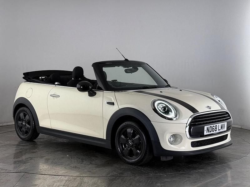 Used Mini Cooper Cabriolet 136 HP (100 kW) 2018 White Cabriolet