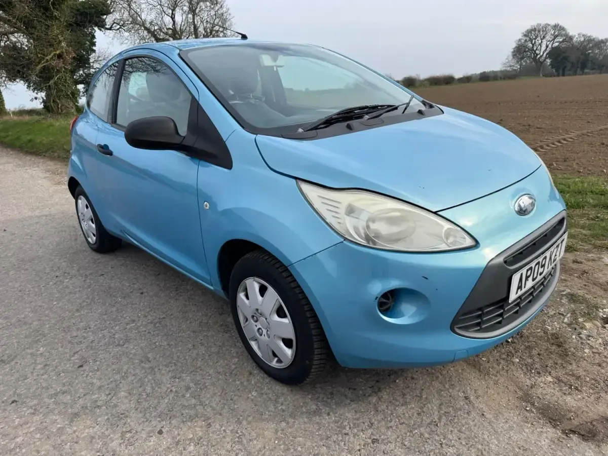 Używany Ford Ka Studio 69 KM (50 kW) 2009 Niebieski Hatchback
