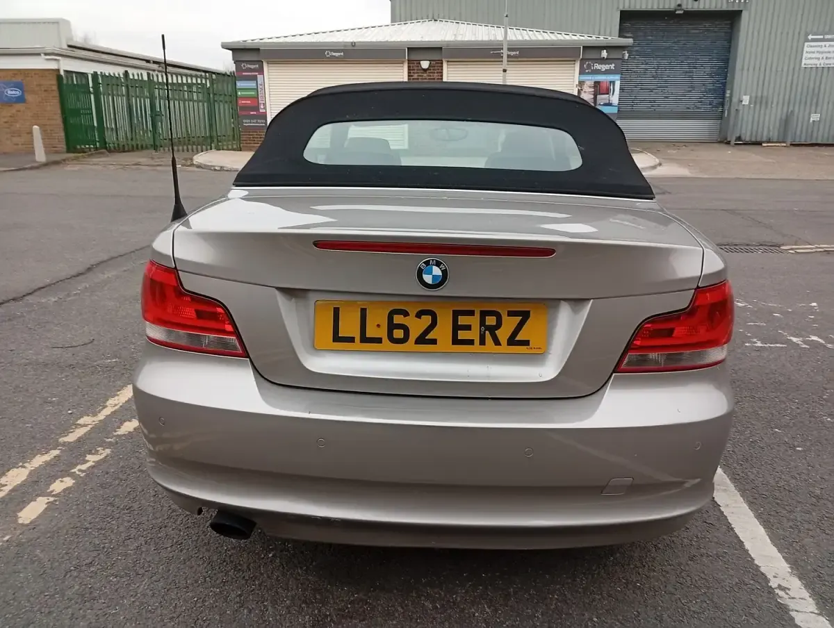 Used BMW 118 Cabriolet Exclusive 2012 Silver Cabriolet