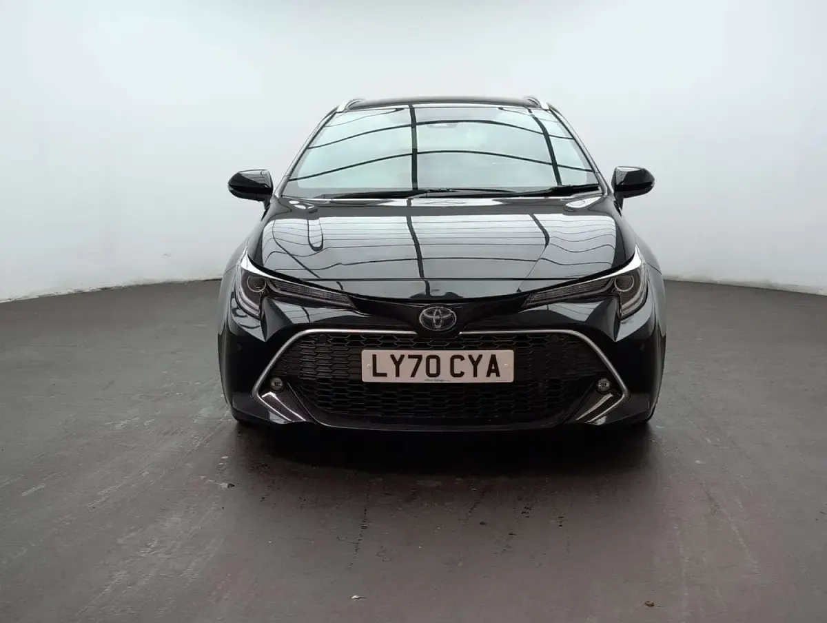 Used Toyota Corolla 184 HP (135 kW) 2021 Black Estate