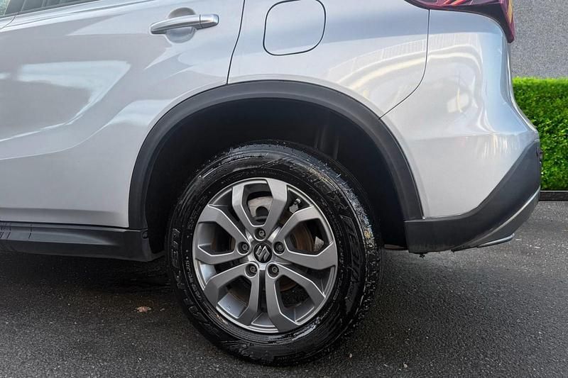 Used Suzuki Vitara SZ4 112 HP (82 kW) 2019 Silver SUV