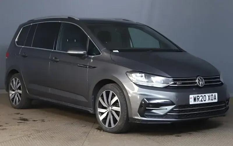 Used VW Touran R-line 150 HP (110 kW) 2020 MPV