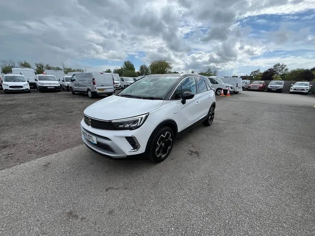 Used Vauxhall Crossland Ultimate 2021 White SUV