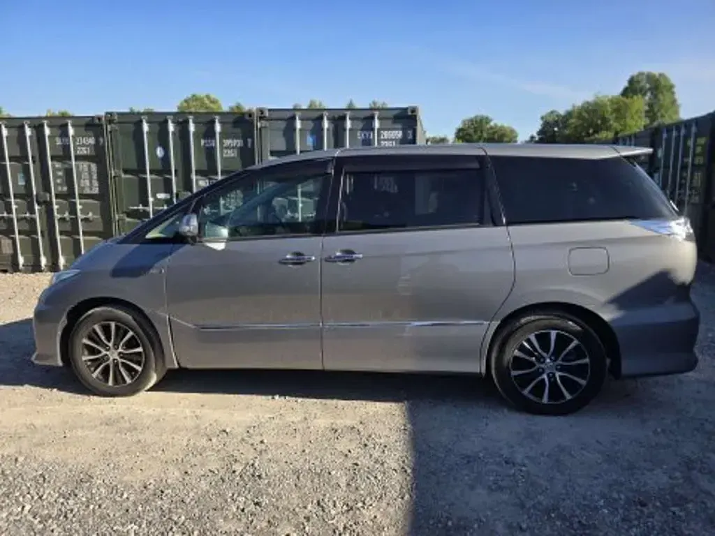 Used Toyota Estima 2026 MPV