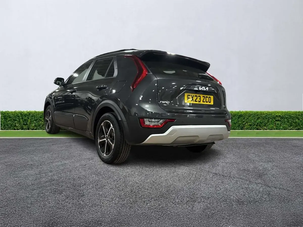 Used Kia Niro 139 HP (102 kW) 2023 Grey SUV