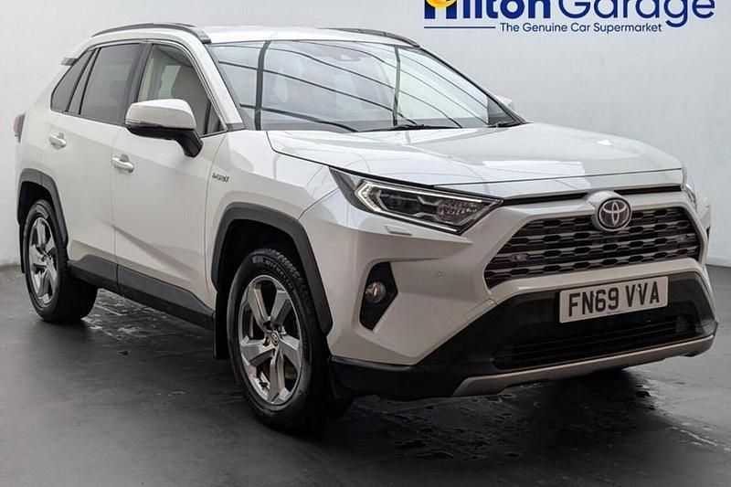 Used 2019 Toyota RAV4 Hybrid SUV | £22,250 (Fair price) - Image 1/1