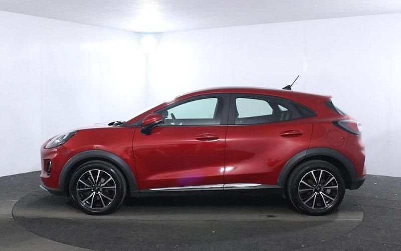 Usado Ford Puma Titanium 125 CV (91 kW) 2022 Rojo SUV