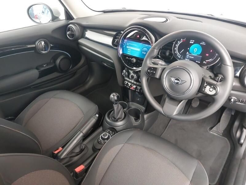 Used Mini ONE Classic 101 HP (74 kW) 2022 Grey Hatchback