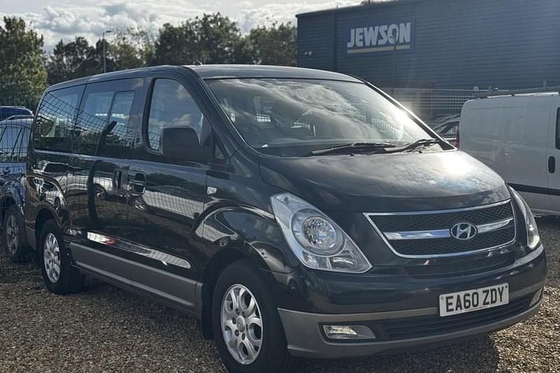 Black Used 2010 Hyundai I800 Style MPV | £3,000 (Super price) - Image 1/1