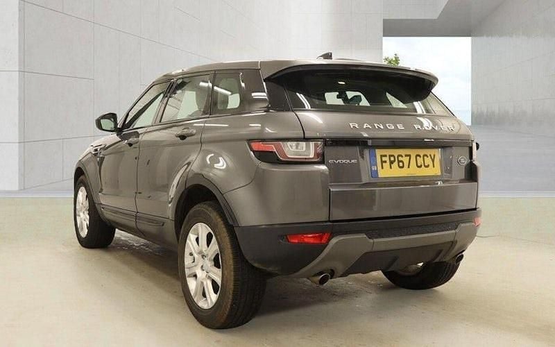 Used Land Rover Range Rover evoque SE 179 HP (131 kW) 2018 Hatchback