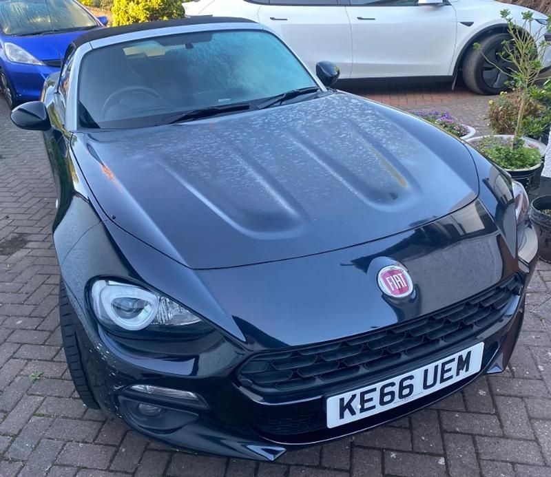 Black Used 2017 Fiat 124 Spider Lusso Cabriolet | £11,699 (Good price) - Image 1/1