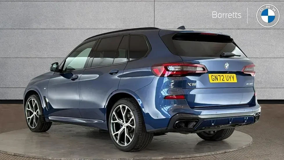 Used BMW X5 M Sport 335 HP (246 kW) 2022 Blue SUV