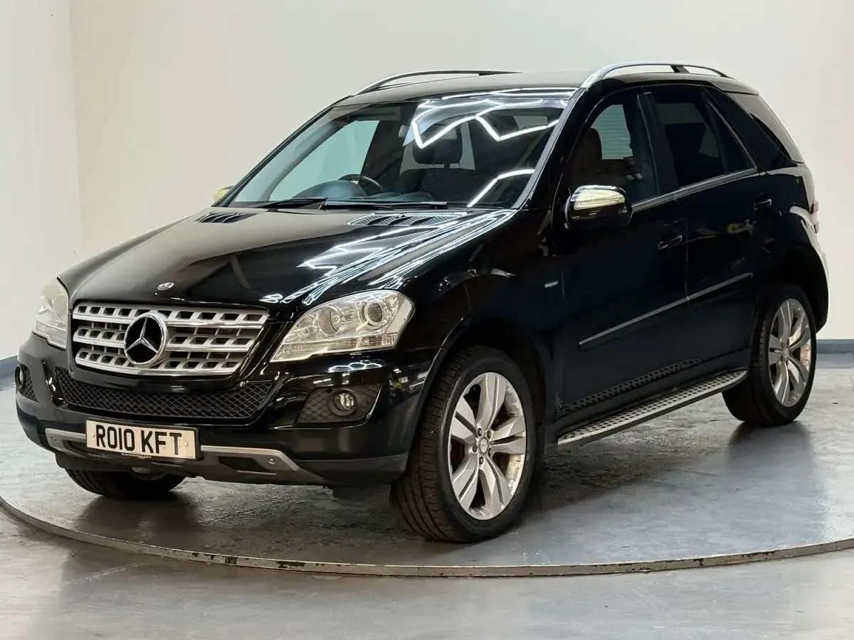 Used Mercedes ML300 204 HP (150 kW) 2010 Black SUV